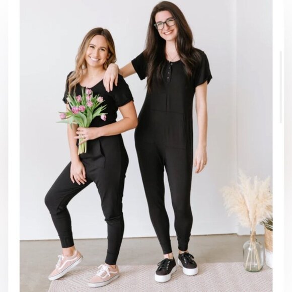 Smash + Tess The S+T Anyday Romper XS Midnight Black - Picture 1 of 12